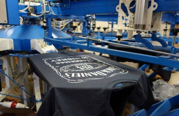 Как организовать швейное производство с нуля: от бизнес-плана до автоматизации