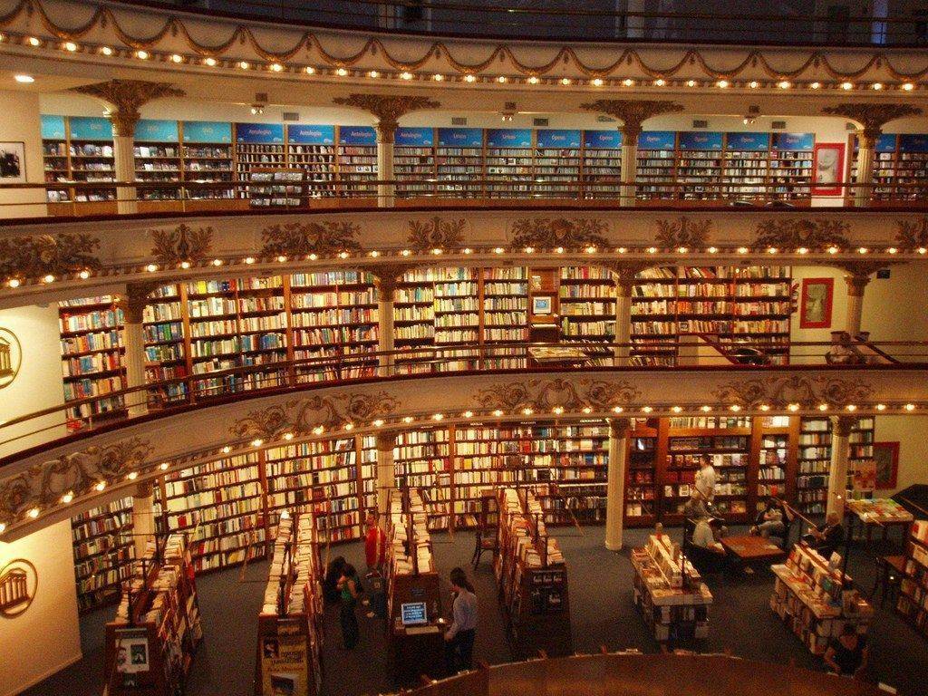 Топ 10 самых больших книжных магазинов