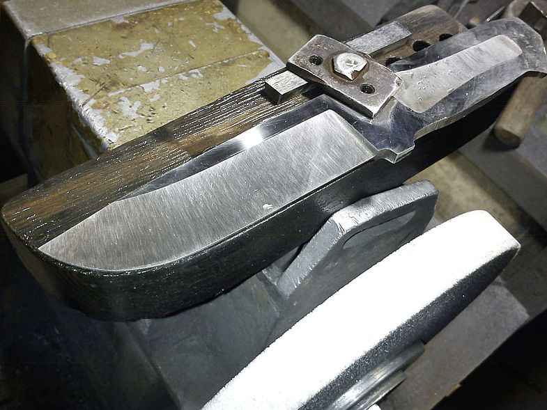 Производство ножей как бизнес: оборудование, технология изготовления