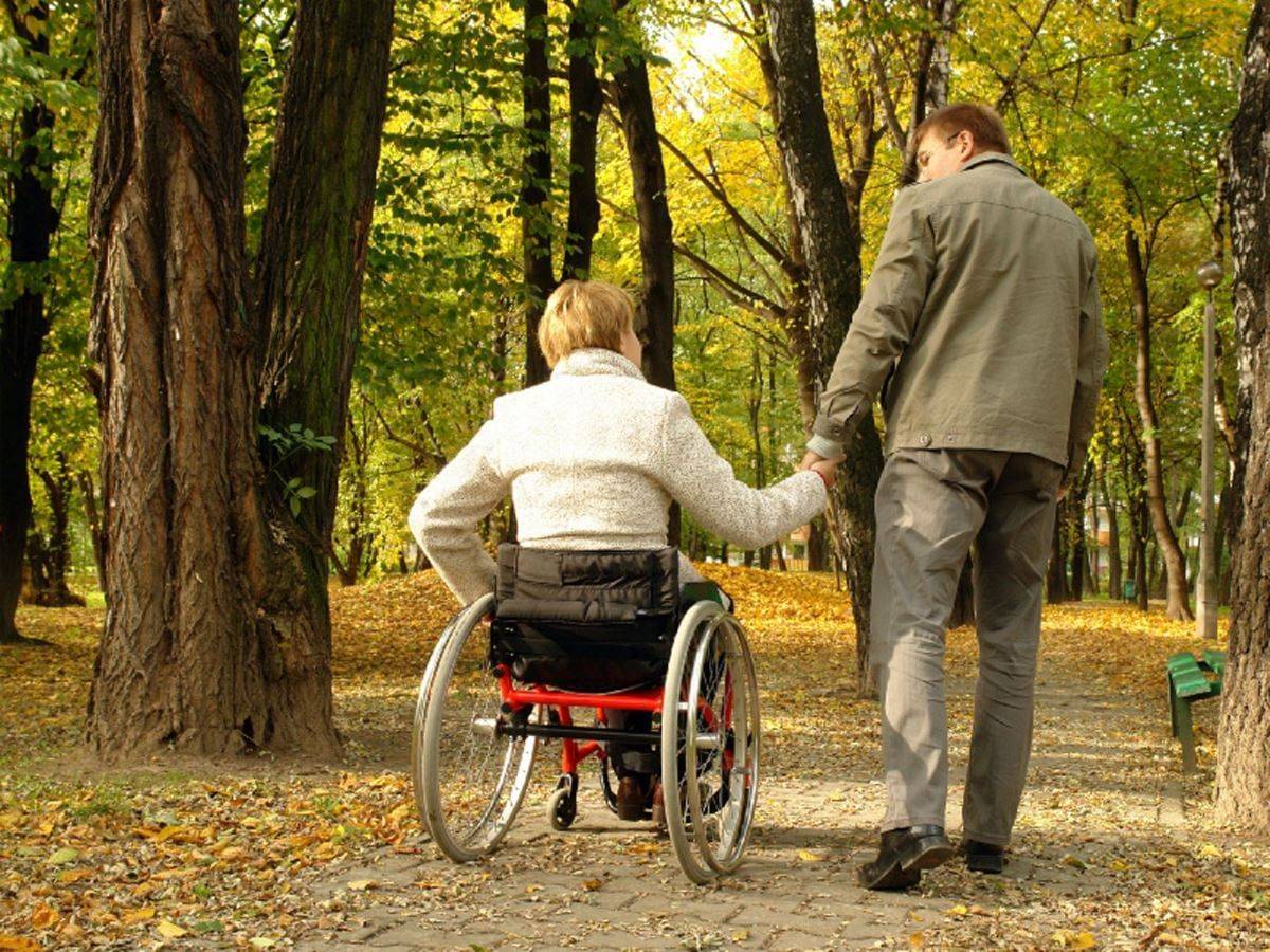 Благотворительные фонды помощи инвалидам: к кому обратиться?