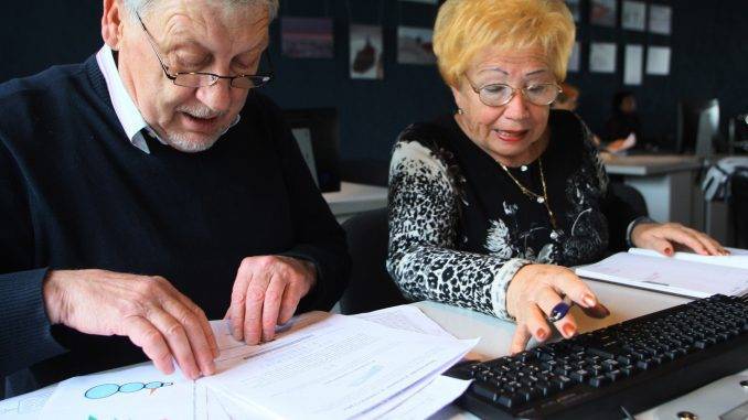 Перерасчет пенсии работающим пенсионерам: для чего делается