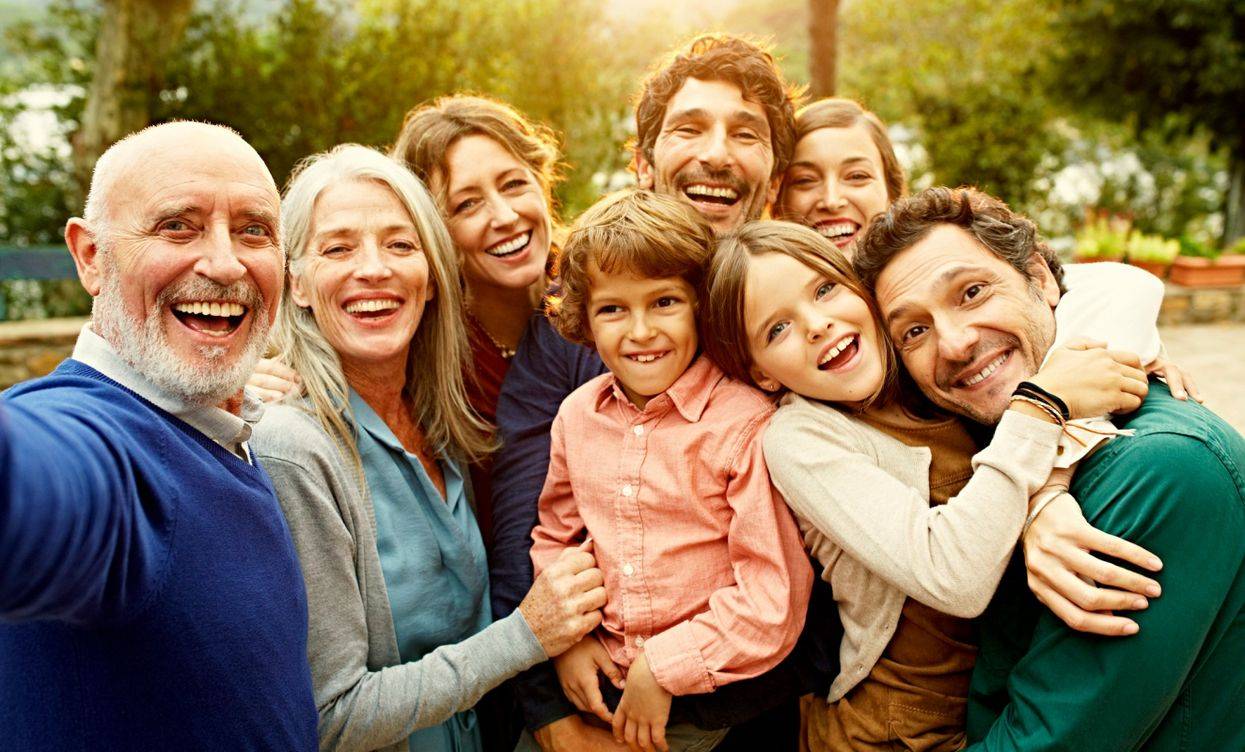 Сочинение-рассуждение на тему «что такое счастливая семья»: признаки семейного счастья, примеры из литературы