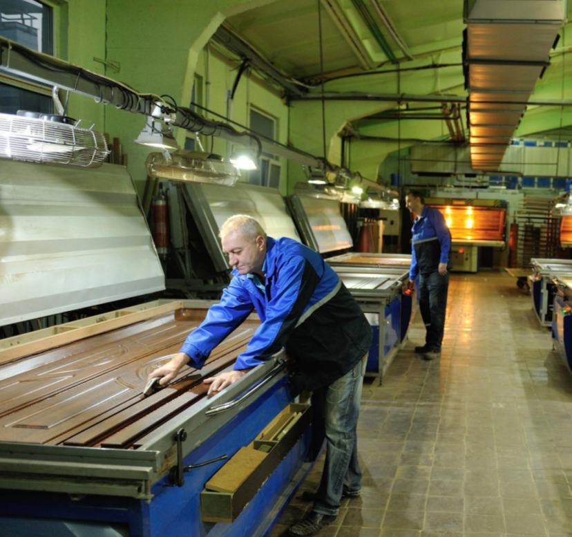 Производство деревянных дверей | бизнес и оборудование