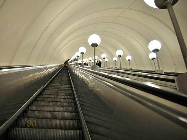 «дворец для народа»: путеводитель по московскому метро