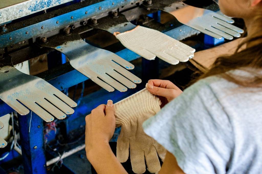 Станок для производства рабочих перчаток с пвх покрытием