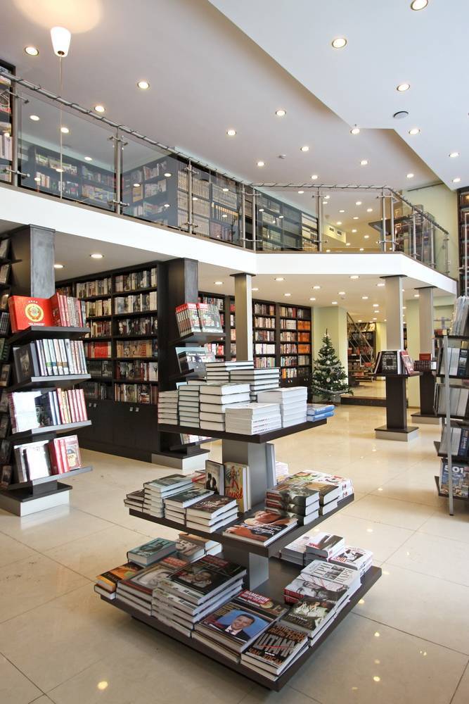 Самый большой книжный магазин в москве: название, описание, адрес и отзывы