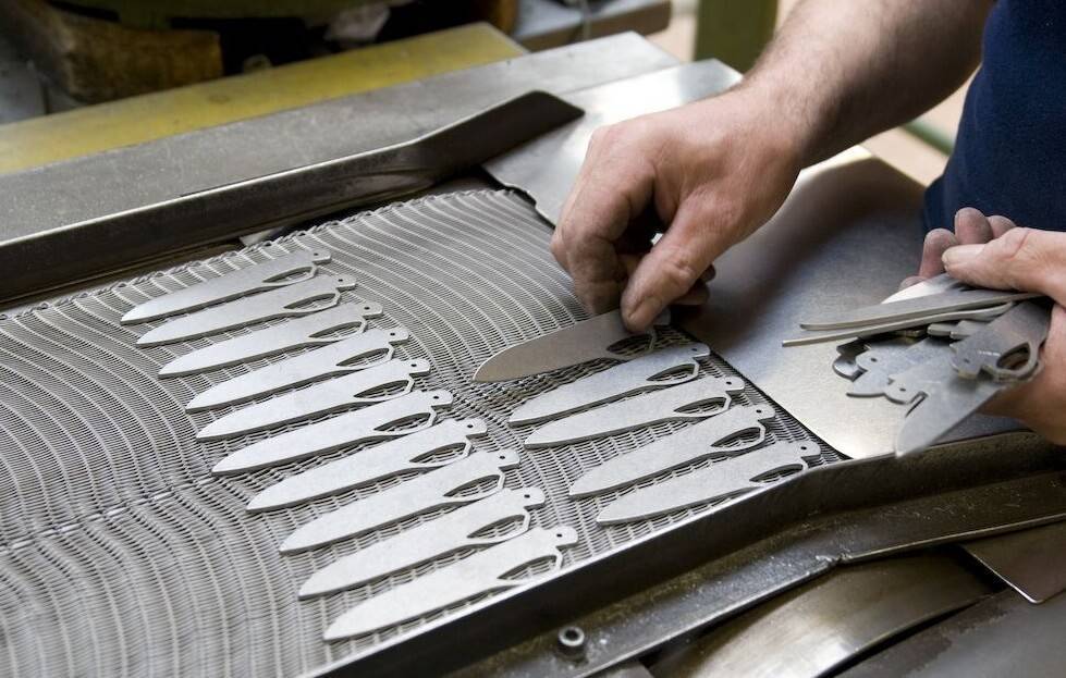 Оборудование для производства ножей. линия по производству ножей :: businessman.ru
