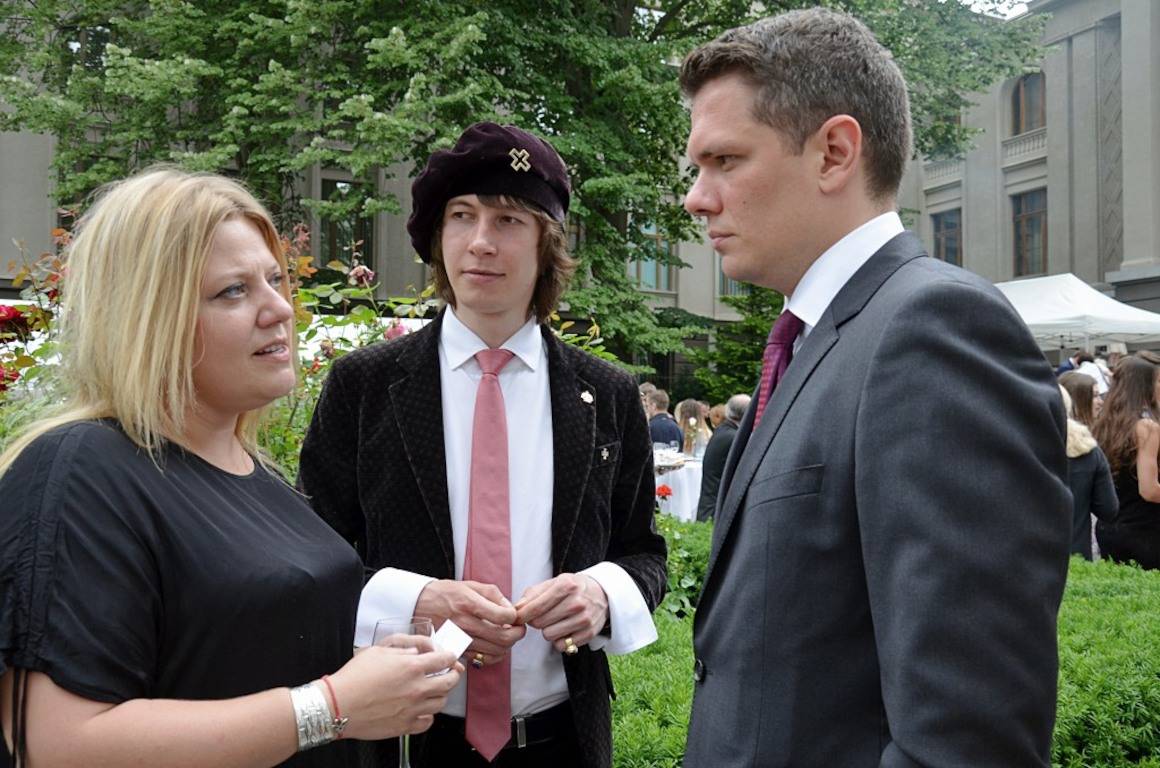 Посольство германии в москве с радостью встречает гостей