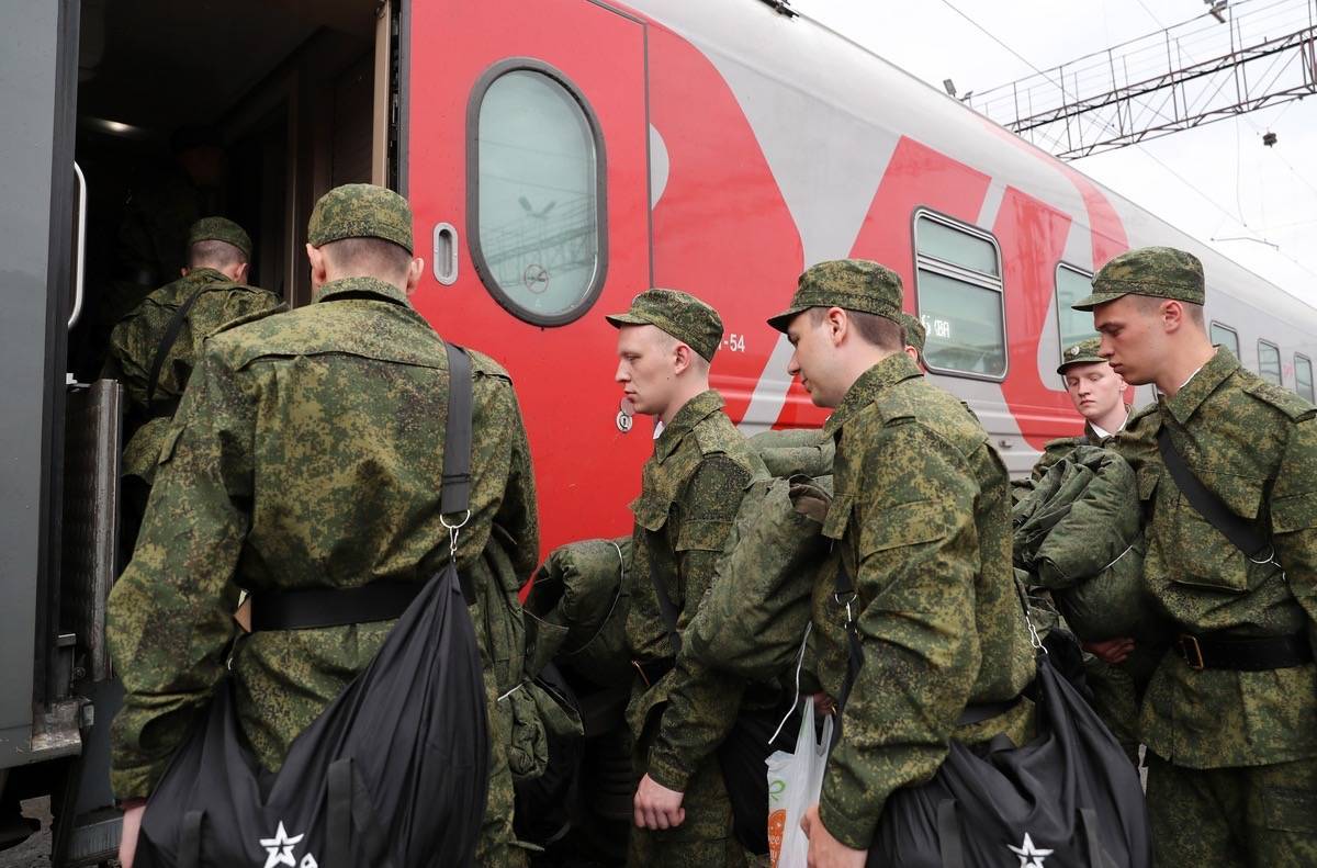 Oсенний призыв и мобилизация с 1 oктября 2022: призовут солдат cрочной службы для cво на украине, есть изменения в призыве?