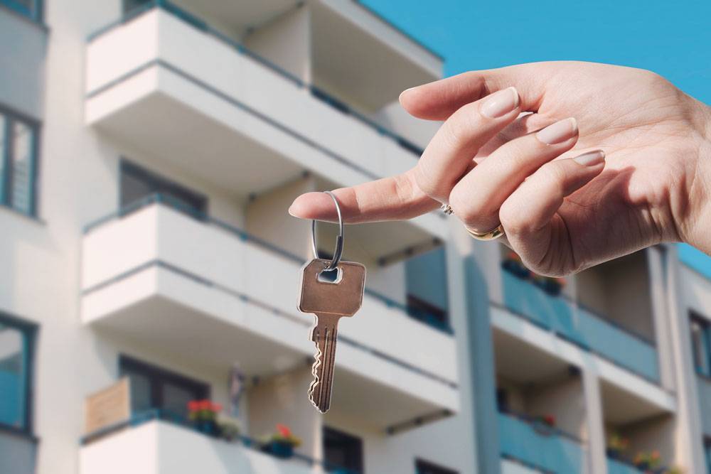Как правильно сдать квартиру квартирантам по закону?
